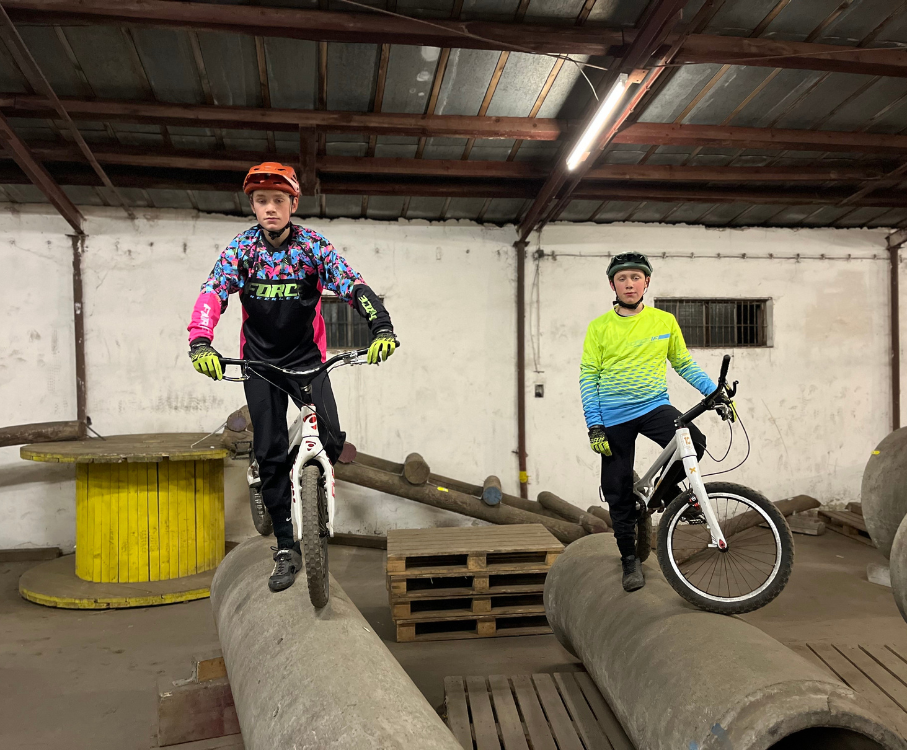 FORCE FUTURE: Bratři Buriánkovi